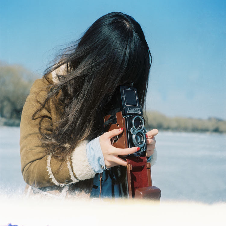 Rolleiflex Girl-菲林中文-独立胶片摄影门户！