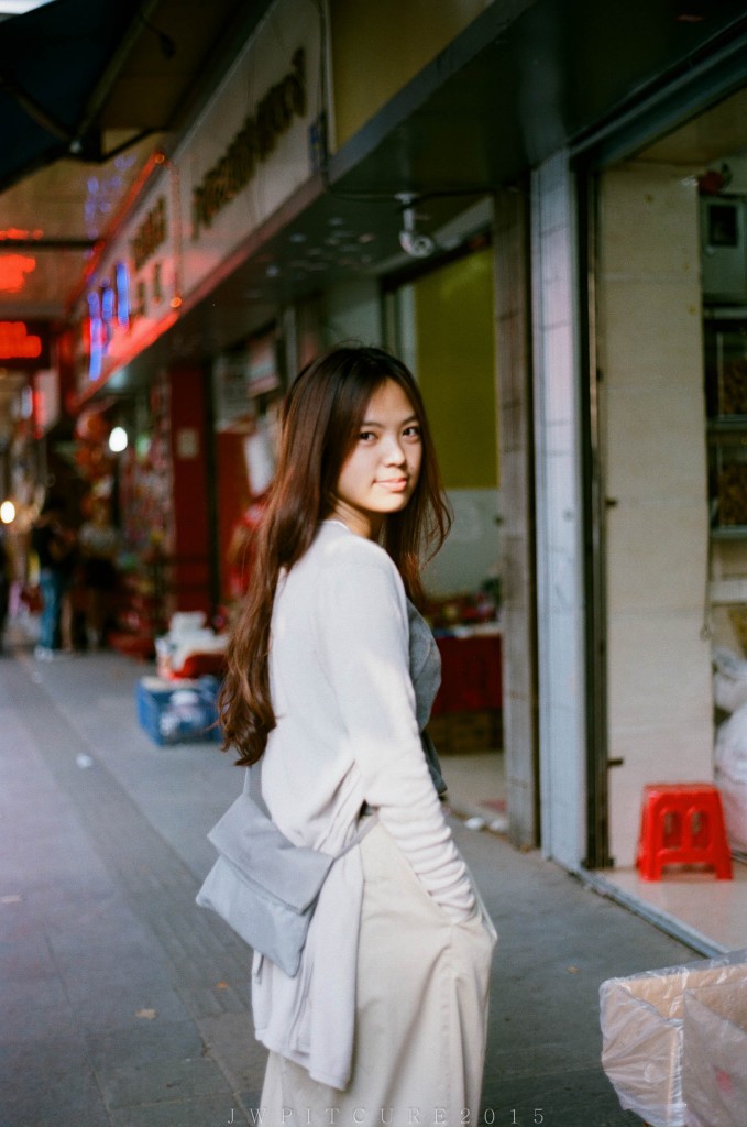 在回忆的街角，哪里都有你的微笑 @V林-菲林中文-独立胶片摄影门户！