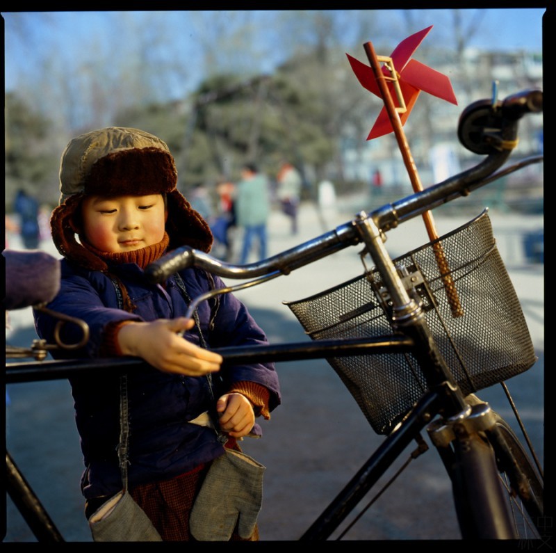 哈苏相机里的『老男孩』-菲林中文-独立胶片摄影门户！