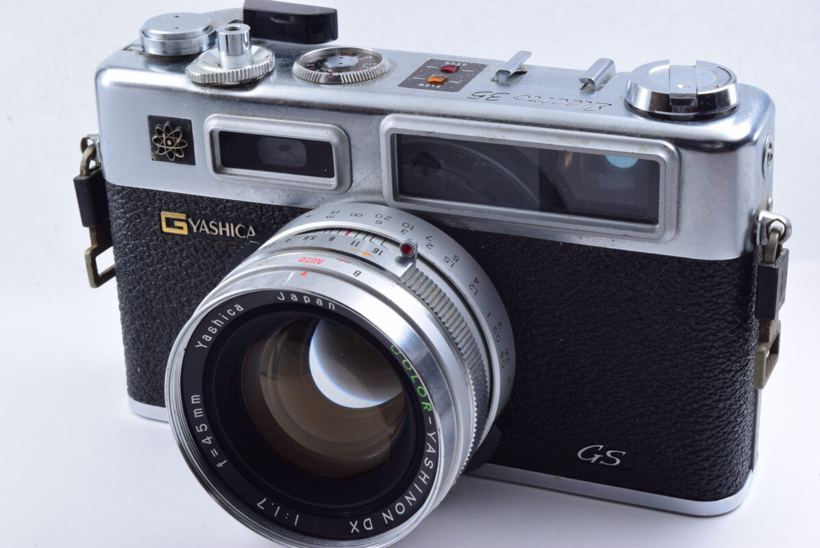 宁静、锐利闪亮的Yashica Electro 35