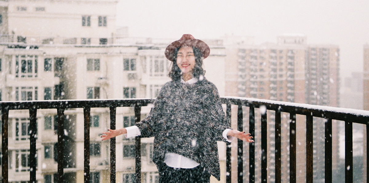 天台的雪 摄影：@马骏同学-菲林中文-独立胶片摄影门户！