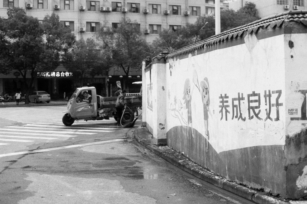 黑白胶片的力量。@N-fomlove-菲林中文-独立胶片摄影门户！